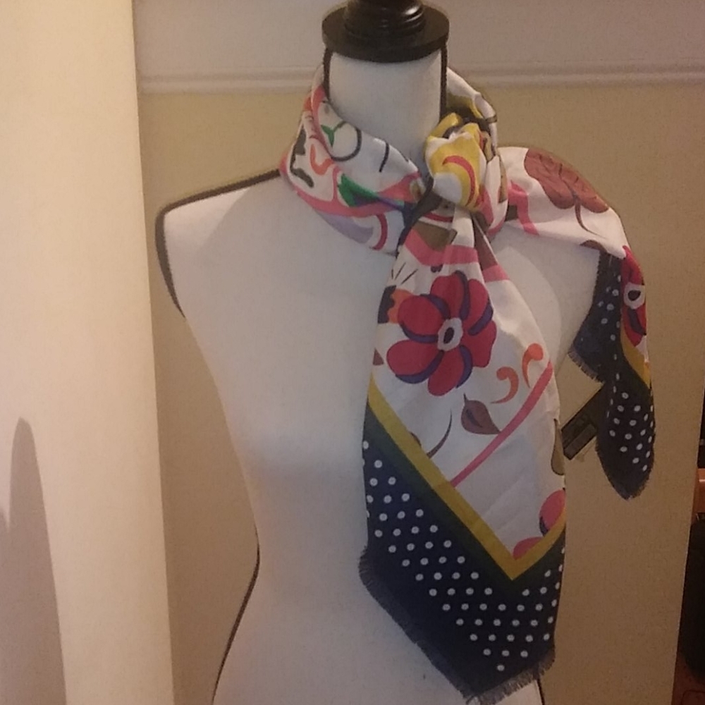 Mango Scarf